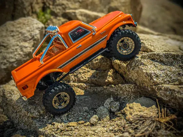 HobbyPlus 1/18 2025 CR18P EVO-V2 Convoy (Orange)