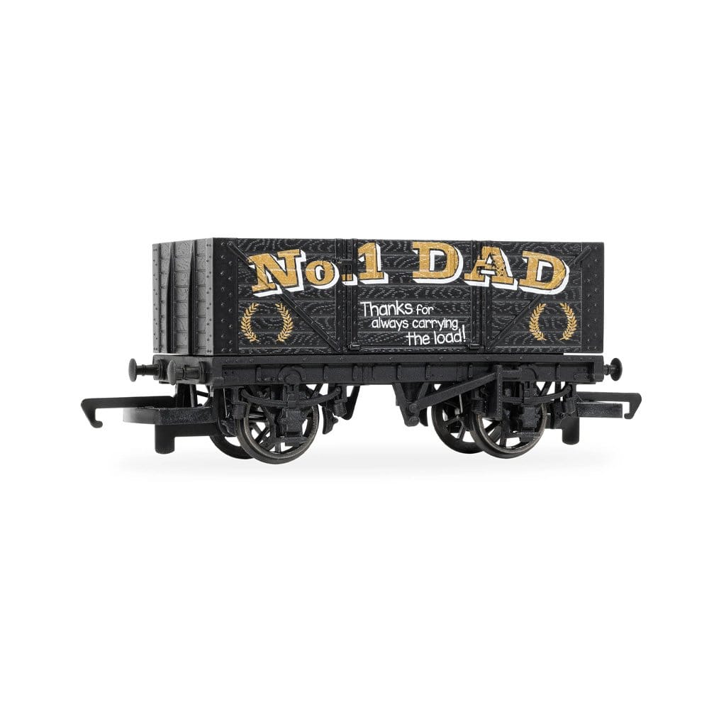 Hornby OO Scale 2026 Fathers Day Wagon [R60323]