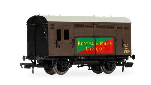 Hornby OO Scale BR Birtram Mills Circus Horse Box 707 [R60278]
