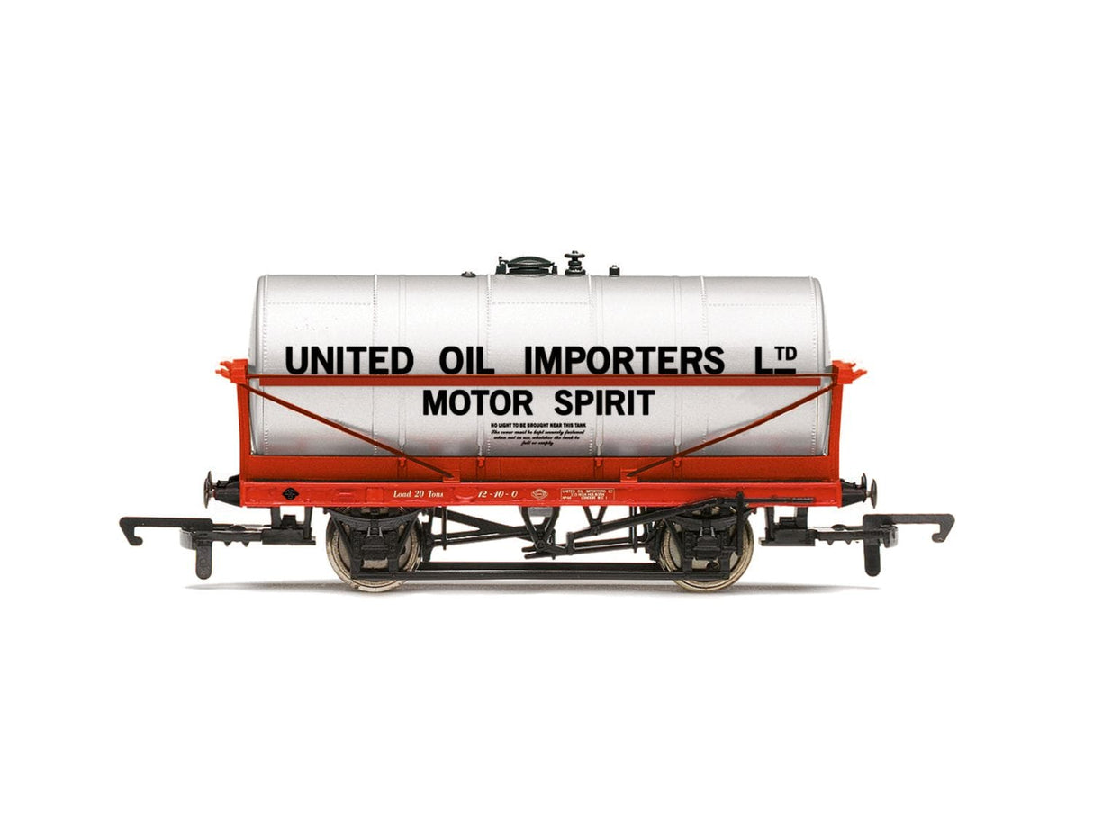 Hornby OO Scale United Oil Importers 20T Tanker 44 [R60293]
