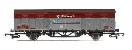 Hornby R60265 OO Scale Railroad BR Railfreight Vix Ferry Van DB787299 - Era 6 - Hobbytech Toys