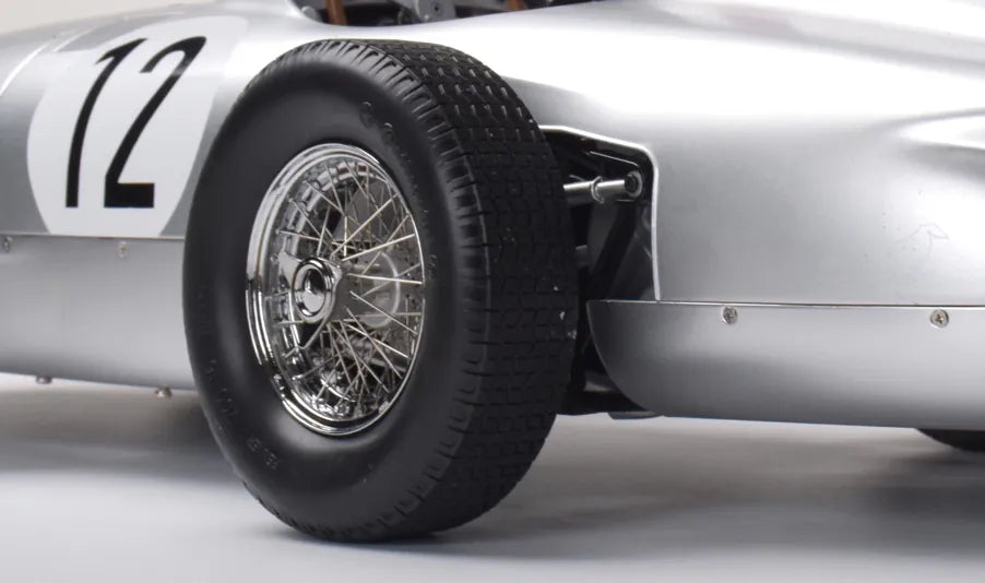 IXO Collections 1/8 Mercedes-Benz W 196 R No.12 (Driver Stirling Moss) Full Kit