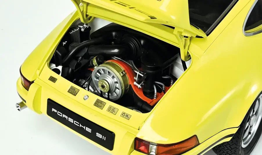 IXO Collections 1/8 Porsche 911 Carrera RS 2.7 (Yellow) Full Kit