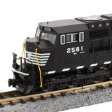 Kato N Scale EMD SD70M with Standard Flat Radiators - Standard DC - Norfolk Southern #2581