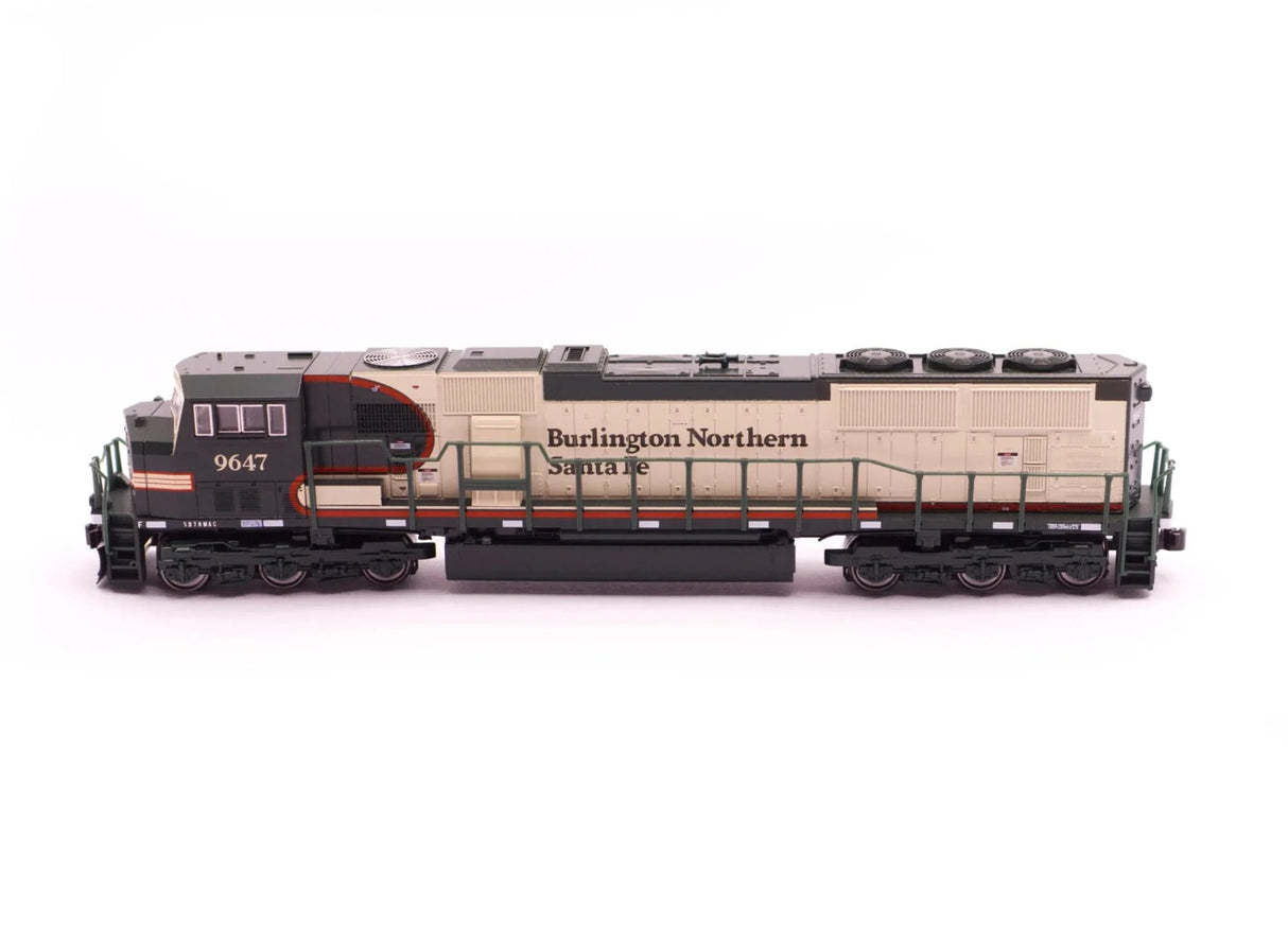 Kato N Scale  SD70MAC BNSF (Merger Paint Scheme) #9647 w/ Pr [KAT176-6503-DCC]