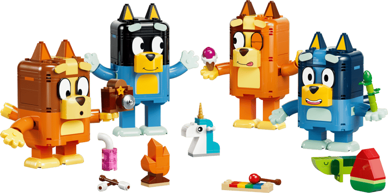 LEGO Bluey - Brick-Built Bluey Family [11217]