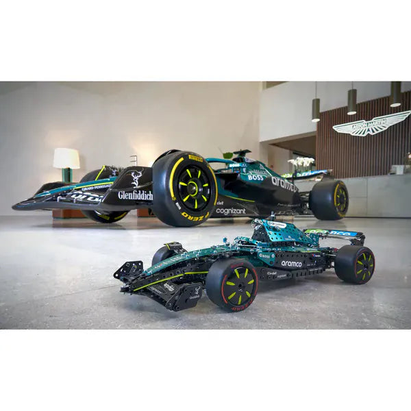 Meccano Pro 1/8 Aston Martin F1 Race Car