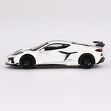 Mini GT 1/64 Chevrolet Corvette Z06 2023 Arctic White Diecast Model Car
