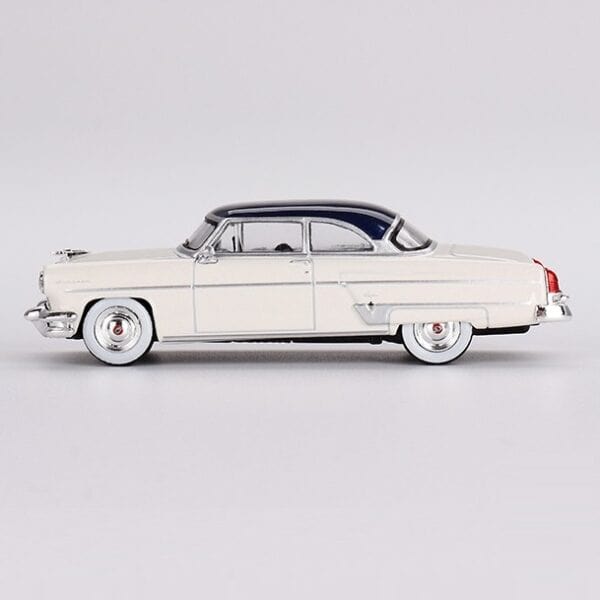 Mini GT 1/64 Lincoln Capri 1954 Arctic White Diecast Model Car