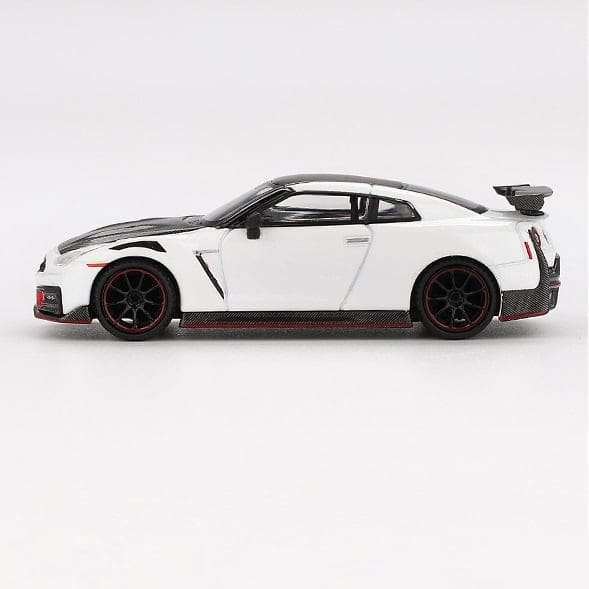 Mini GT 1/64 Nissan GT-R Nismo 2024 Brilliant White Pearl