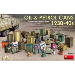 MiniArt 1/35 Oil & Petrol Cans 1930-40s – MA35595