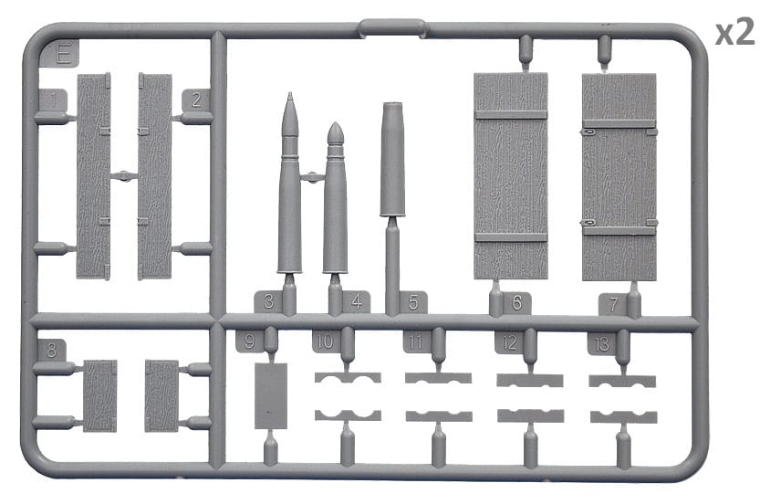 Miniart 1/35 Soviet Ammo Boxes With Shells Plastic Model Kit [35261]