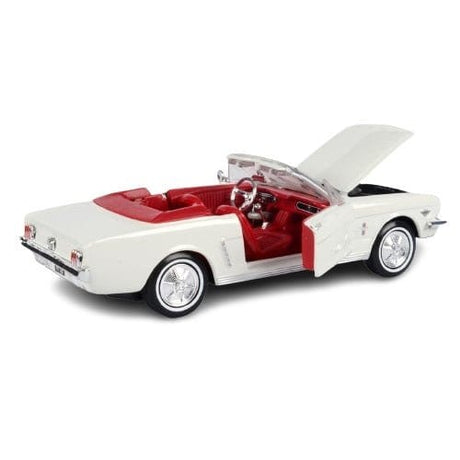 Motor Max 1/24 1964 1/2 Convertible Ford Mustang Gold Finger James Bond Movie Car - Hobbytech Toys