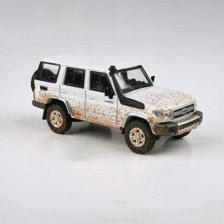 Para64 1/64 2014 Toyota Land Cruiser LC76 Off Road Effect Diecast Model Car