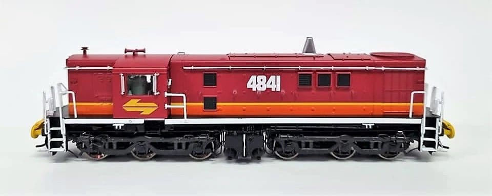 Powerline HO Scale 48 Class Mark 1 SRA Candy 4841 - DC [PR481 - 2 - 41] - Hobbytech Toys
