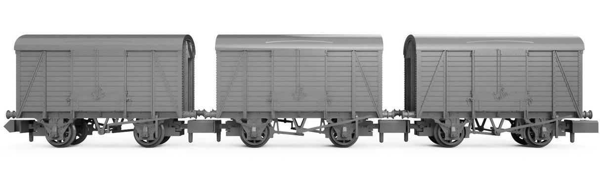 Rapido N Scale SECR Wagons Pack 4 - BR Livery 10t Covered Vans (Dia.1426) (3pcs) [942016] - Hobbytech Toys