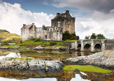 Ravensburger Eilean Donan Castle Scotland 1000pc Puzzle