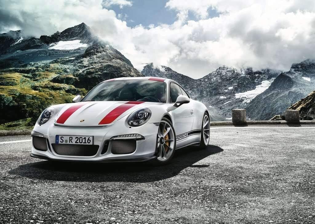 Ravensburger Porsche 911R 1000pc Puzzle