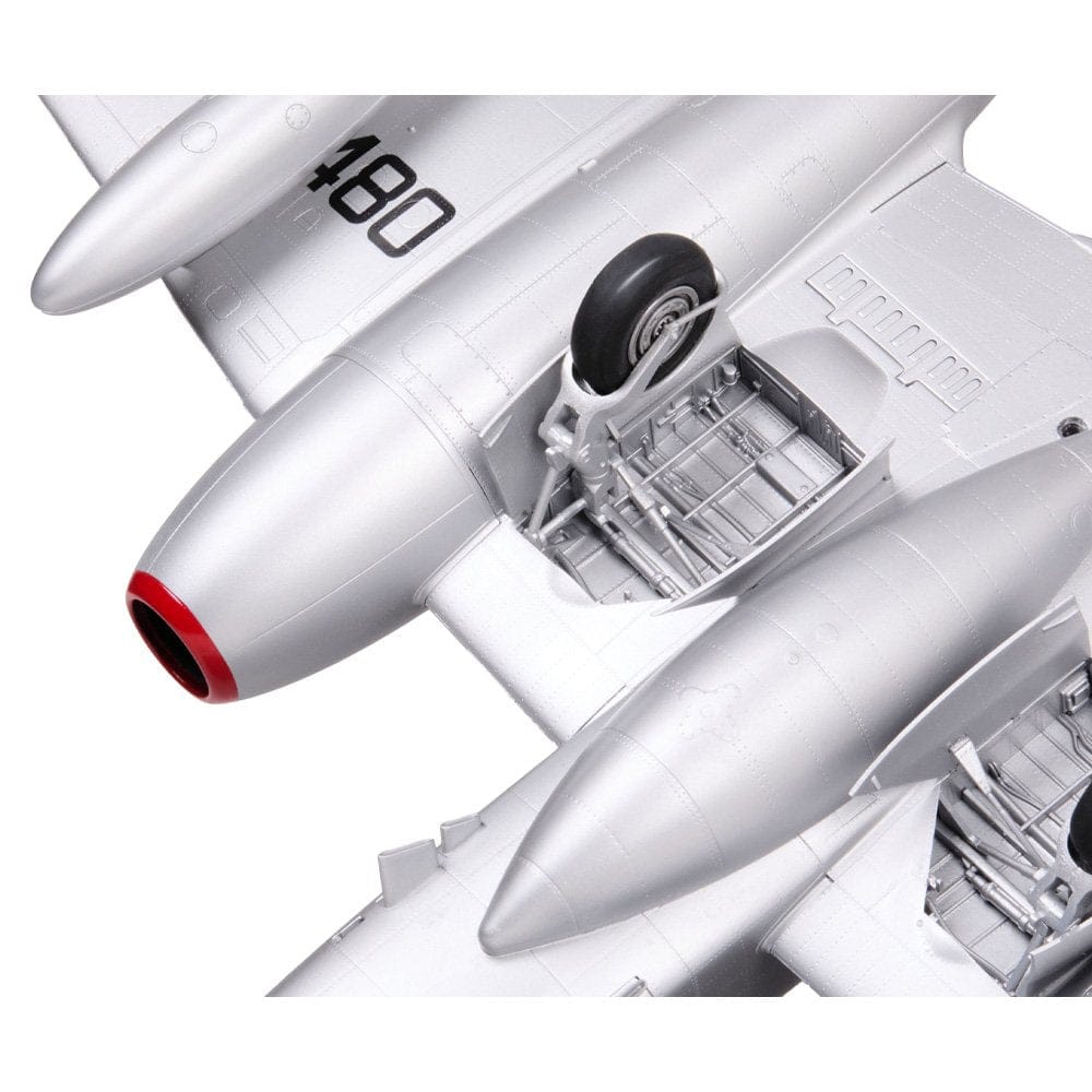 Revell 1/32 Gloster Meteor F.8/FR.9 - 1st Edition - Australian Decals Plastic Model Kit [03779]