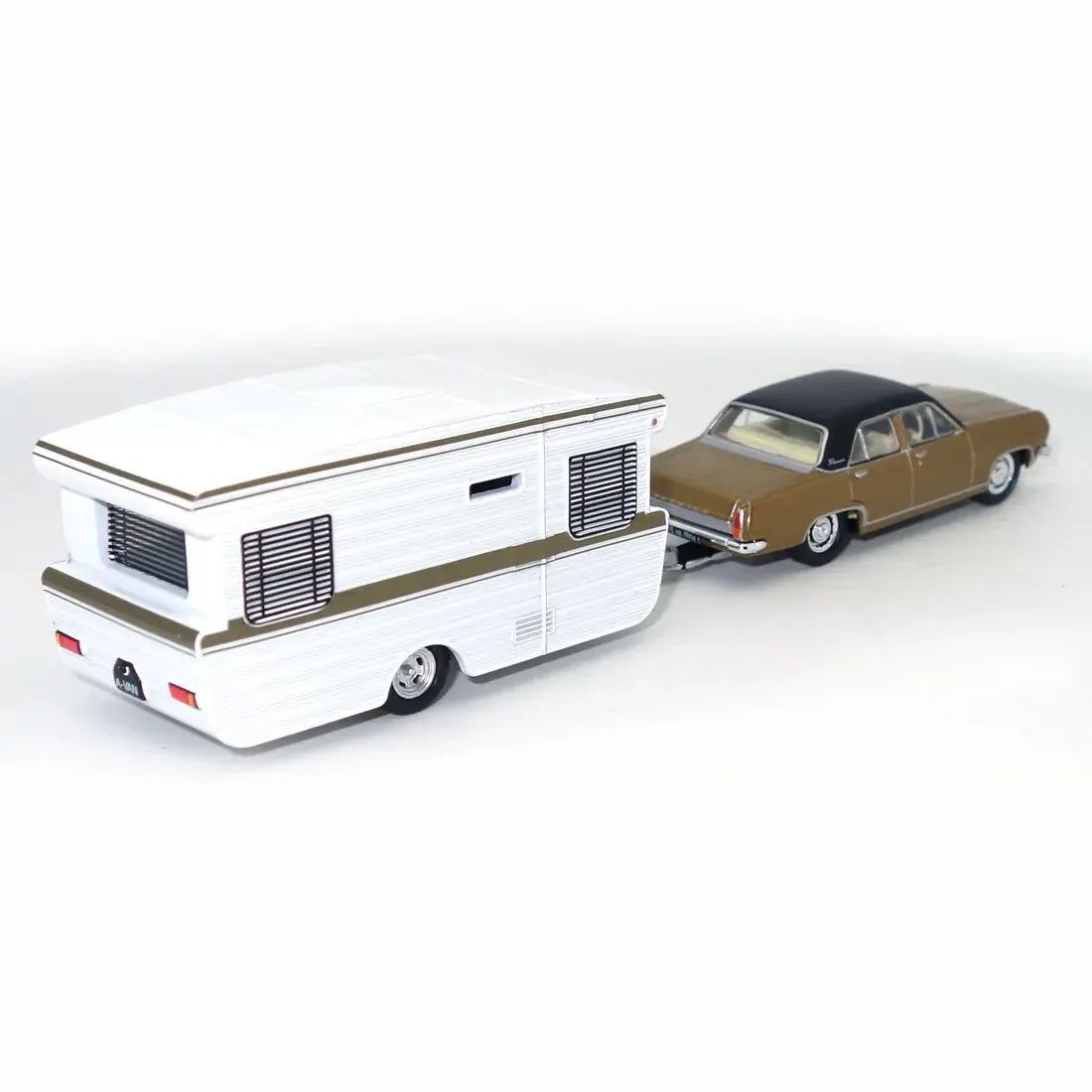 Road Ragers 1/64 1968 HR Premier Sedan and Caravan Set