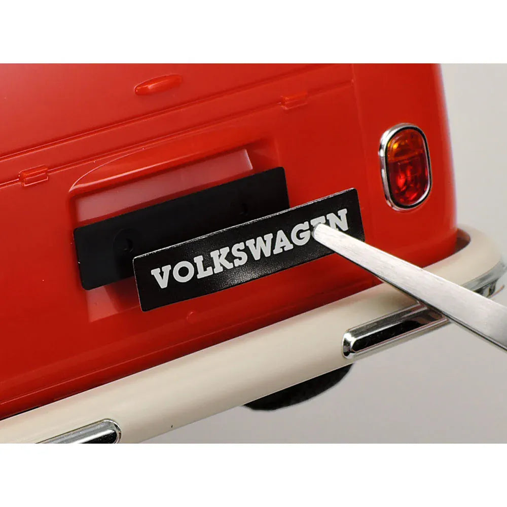 Tamiya 1/24 Volkswagen Type 2 (T1) Red/White (Clic Loc Kit)