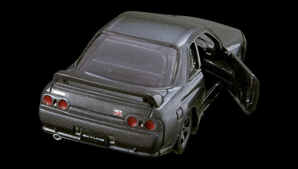 TOMICA PREMIUM 26 NISSAN SKYLINE GT-R TYPE BNR32