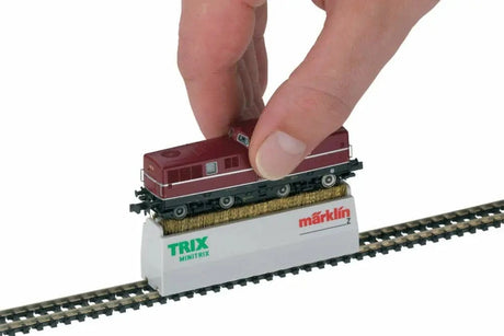 Trix N Scale Locomotive Wheel Cleaning Brush - 2 Rail - Hobbytech Toys