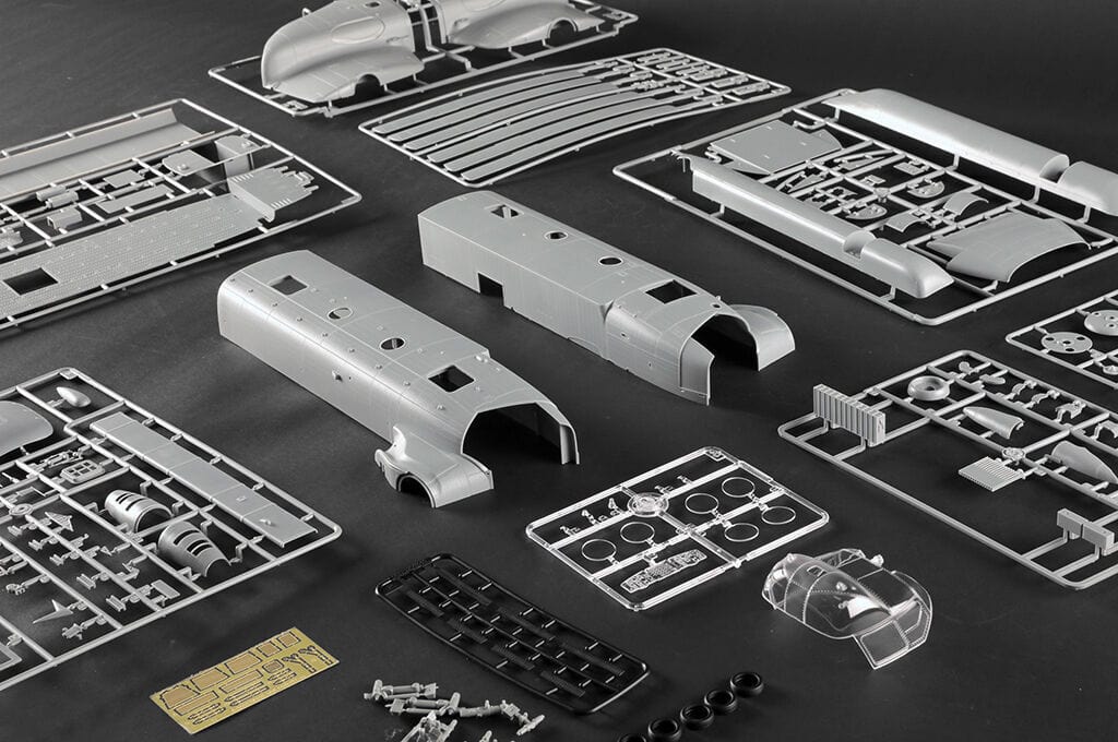 Trumpeter 1/35 Boeing ACH-47A Armored Chinook Plastic Model Kit