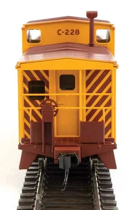 Walthers Mainline HO Scale International Extended Wide - Vision Caboose - Duluth, Missabe & Iron Range C - 228 - Hobbytech Toys