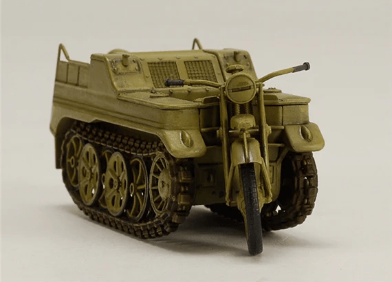 Zoukei Mura 1/32 Sd.Kfz.2. Kettenkrad Plastic Model Kit