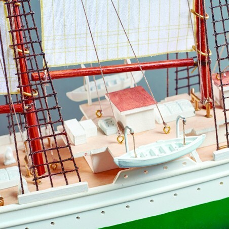 Artesania 22260 Juan Sebastian Elcano / Esmeralda Chile Easy Hobby 2021 Wooden Ship Model - Hobbytech Toys
