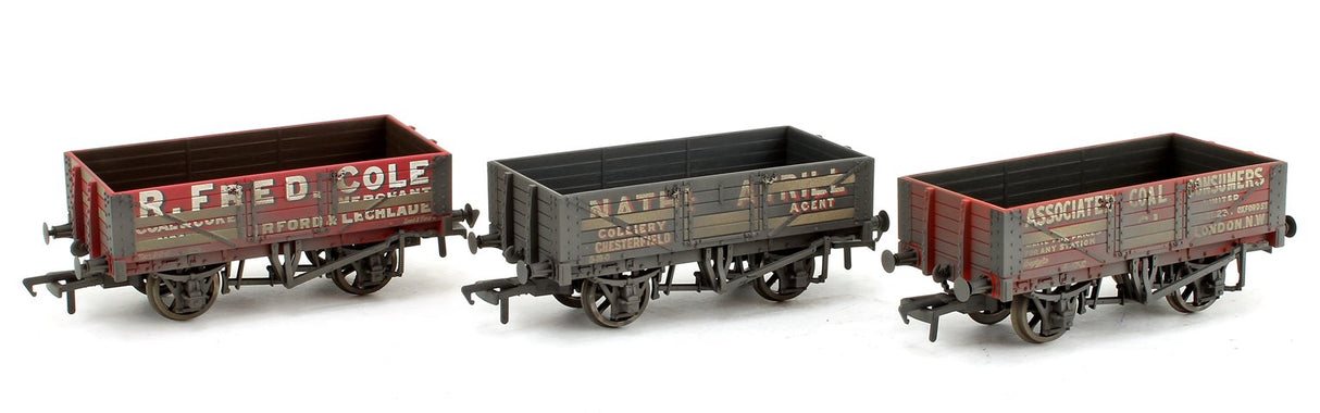 Bachmann OO Coal Trader 5 Plank Wagons Triple Pack (Weathered Edition) Bachmann Branchline TRAINS - HO/OO SCALE