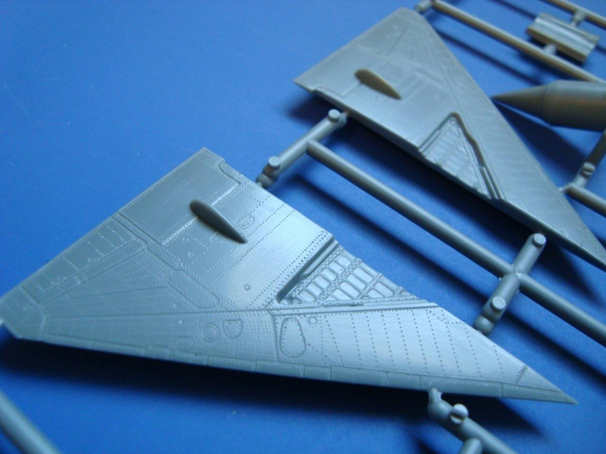 Kovozavody KPM0105 1/72 MiG-21MF/MA/R JOYPACK Plastic Model Kit Kovozavody PLASTIC MODELS