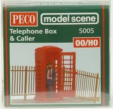 Model Scene HO Telephone Box And Caller Peco TRAINS - HO/OO SCALE