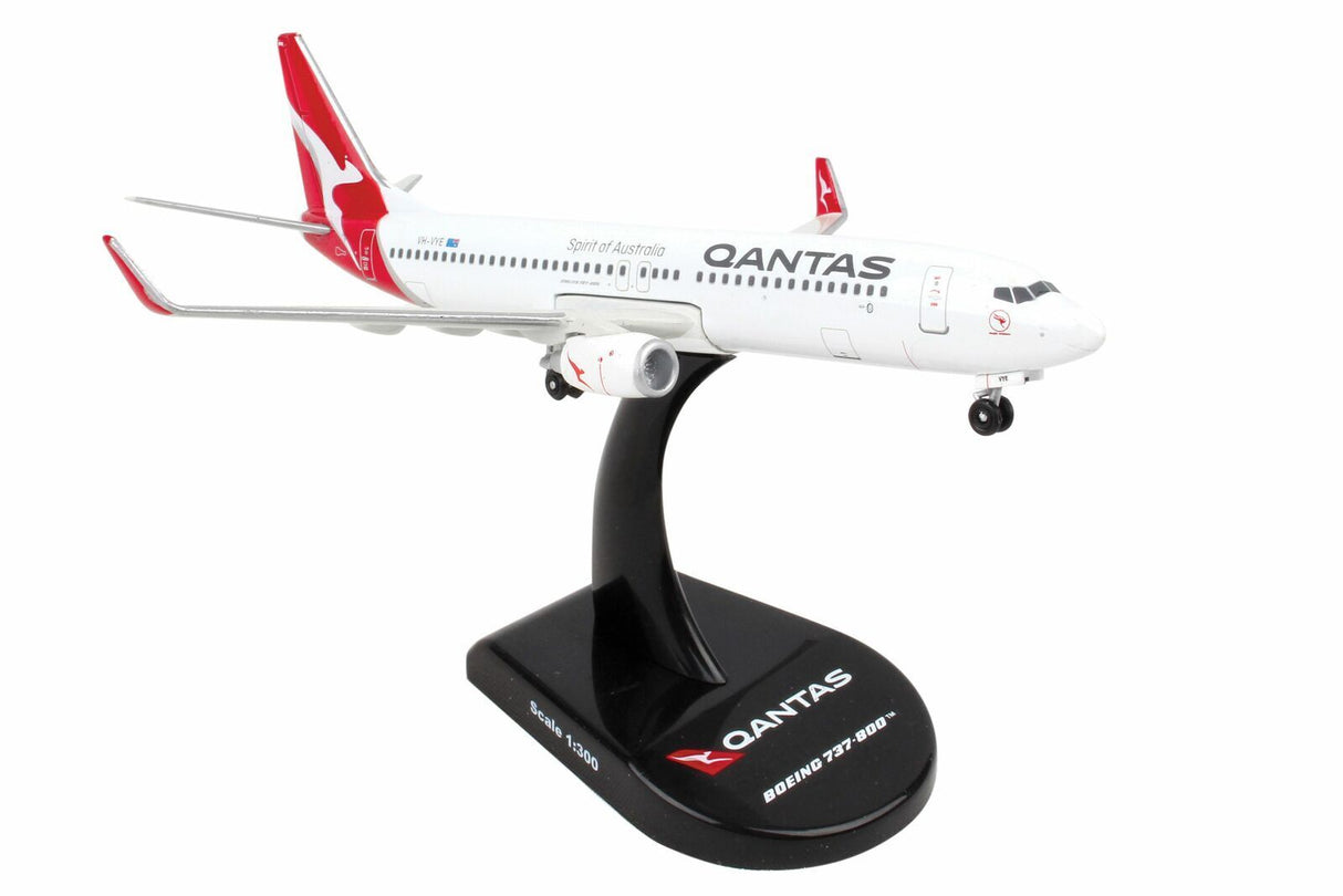 Daron 1/300 Qantas B737-8Alice Springs VH-VYE Daron PLASTIC MODELS