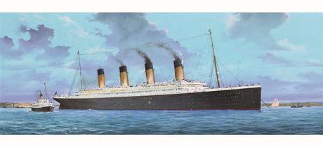 Trumpeter 03719 1/200 Titanic (w/ LED Light Set) Plastic Model Kit Trumpeter PLASTIC MODELS