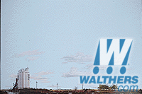 Walthers SceneMaster HO Background Scene 24 x 36in 60 x 90cm - Instant Horizons(TM) - Prairie/Grain Elevator Walthers SceneMaster TRAINS - HO/OO SCALE