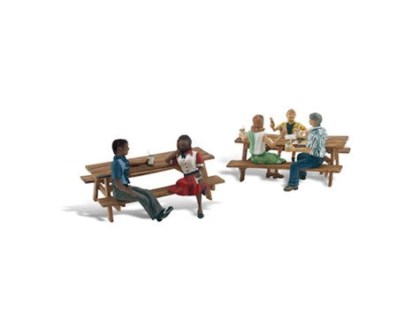 Woodland Scenics N Outdoor Dining Woodland Scenics TRAINS - N SCALE