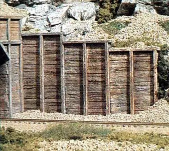 Woodland Scenics HO Retaining Wall, Timber (3pcs) Woodland Scenics TRAINS - HO/OO SCALE