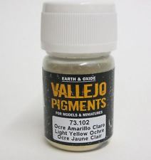 Vallejo Pigment Light Yellow Ocre 30ml Vallejo PAINT, BRUSHES & SUPPLIES