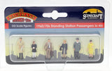 Bachmann 36-402 OO 1960s/70s Standing Station Figures - Hobbytech Toys