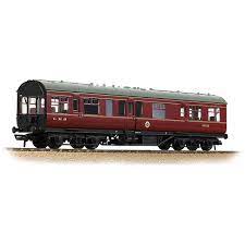 Bachmann 39-780 OO LMS 50ft Inspection Saloon LMS Crimson Lake - Hobbytech Toys