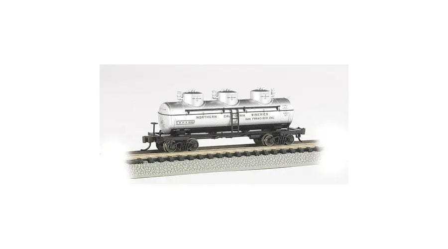 Bachmann N 3-Dome Tank, Northern California Wineries Bachmann TRAINS - N SCALE