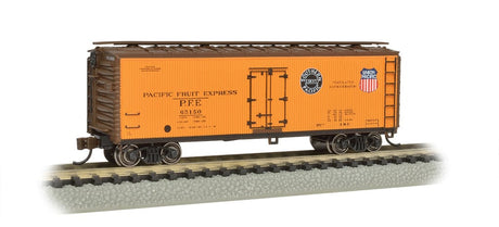 Bachmann N 40ft Wood Reefer - Ready to Run - Pacific Fruit Express (orange, black, SP & UP Color Logos) Bachmann TRAINS - N SCALE
