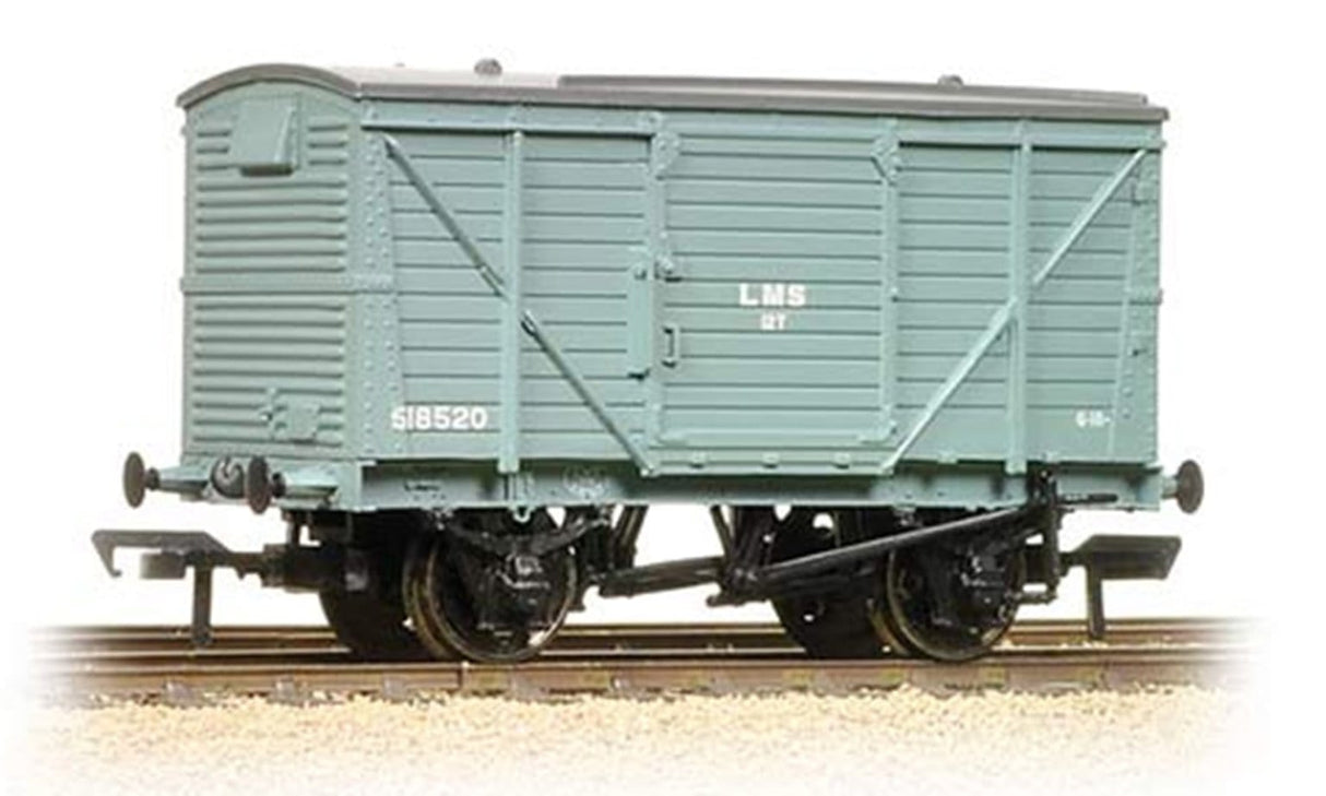 Bachmann OO 12 Ton Planked Ventilated Van Lms Grey Bachmann Branchline TRAINS - HO/OO SCALE