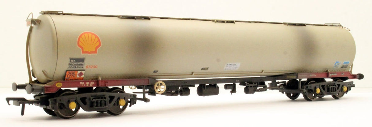 Bachmann OO BR 102T TEA Bogie Tank Wagon Shell(BR Railfreight Petroleum Sector Grey Weathered Bachmann Branchline TRAINS - HO/OO SCALE