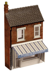 Bachmann Scenecraft 44-209 Low Relief Butchers Shop - Hobbytech Toys