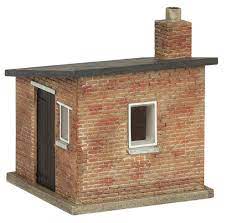 Bachmann Scenecraft OO 44-0176 Small Brick Hut - Hobbytech Toys