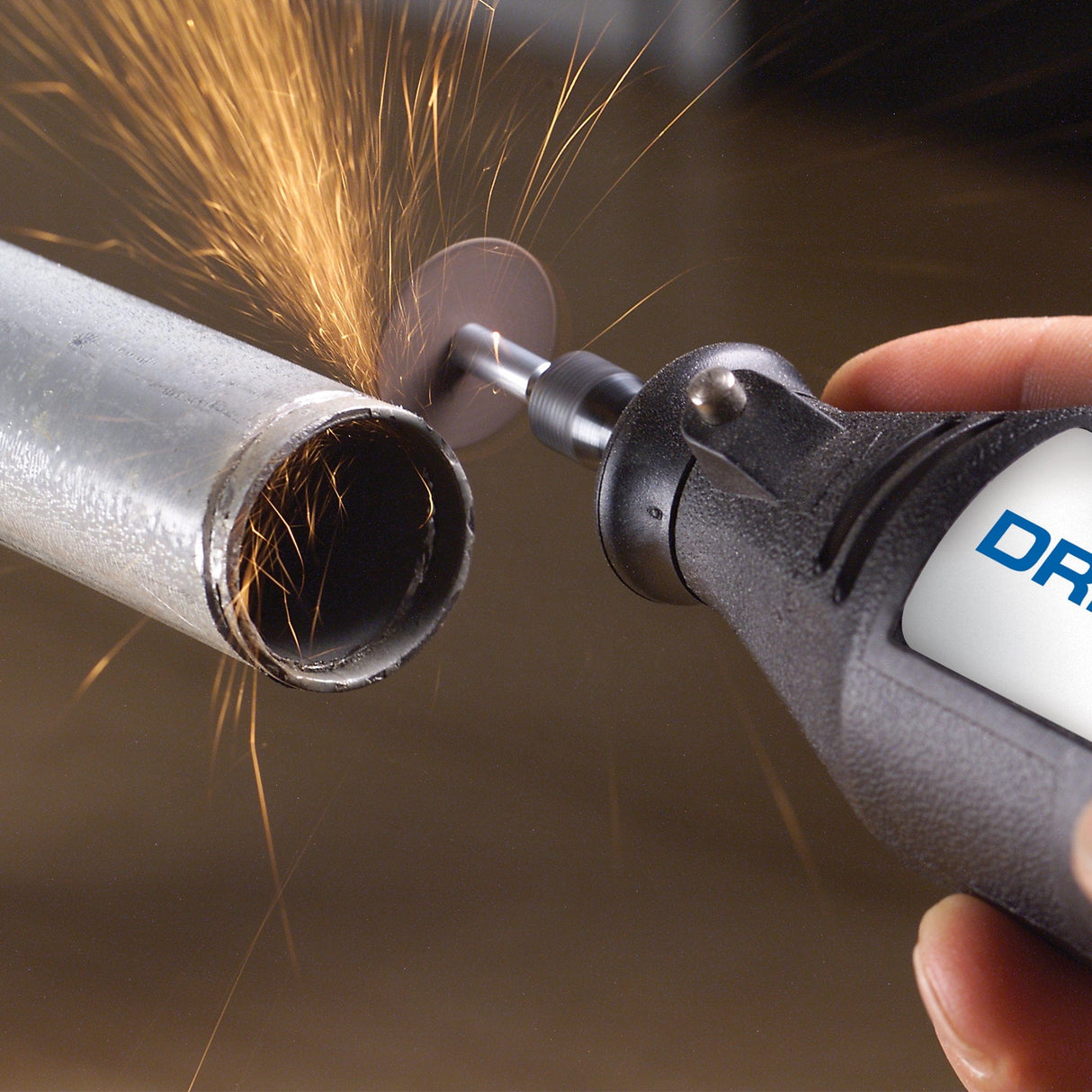 Dremel 110 Piece Multipurpose Mega Accessory Kit (709) - Hobbytech Toys