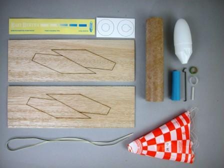 Estes 1261 Baby Bertha Intermediate Model Rocket Kit (18mm Standard Engine) - Hobbytech Toys